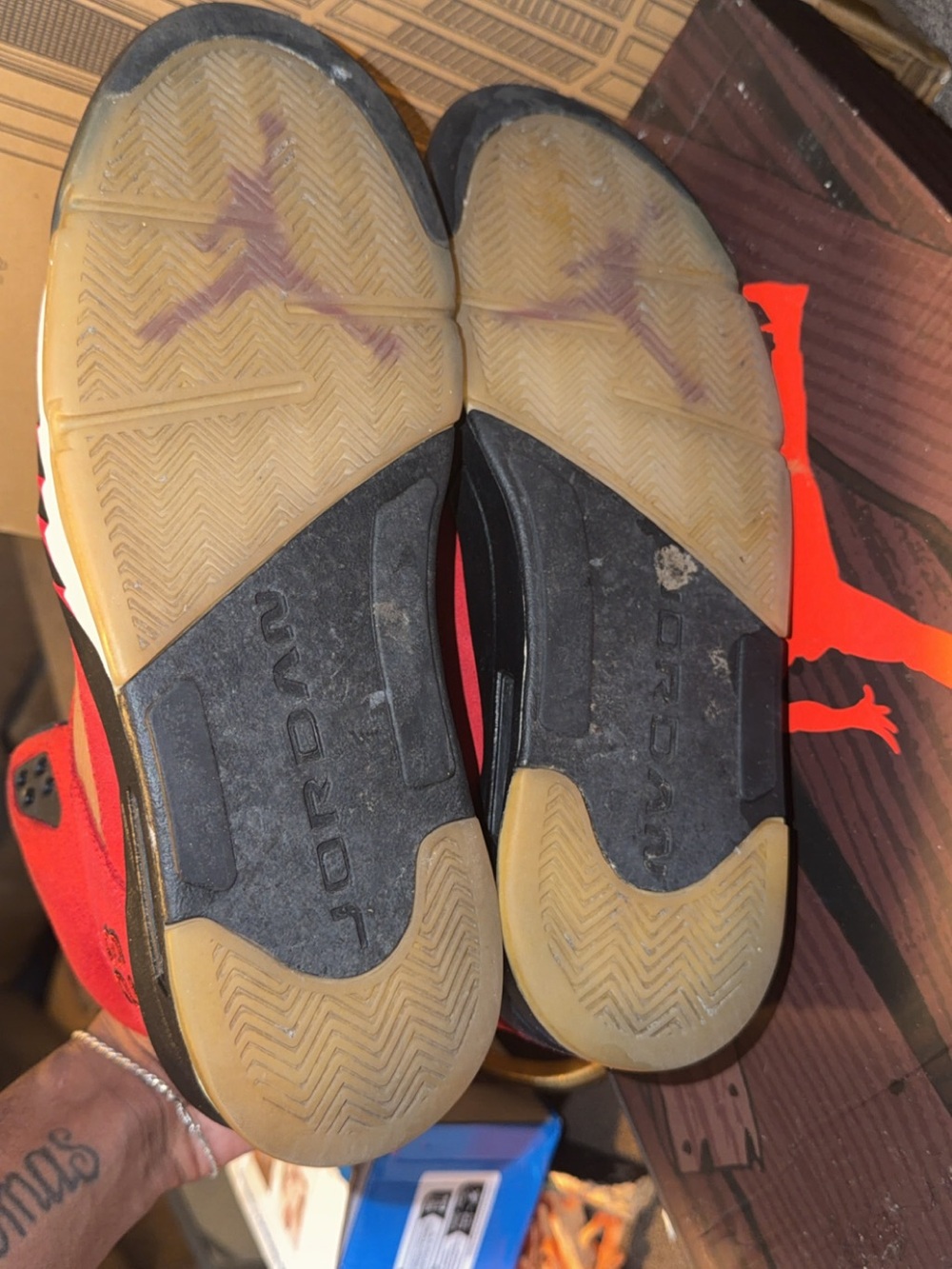 Size 10.5 - Jordan 5 Retro Mid Raging Bull - Picture 7 of 8
